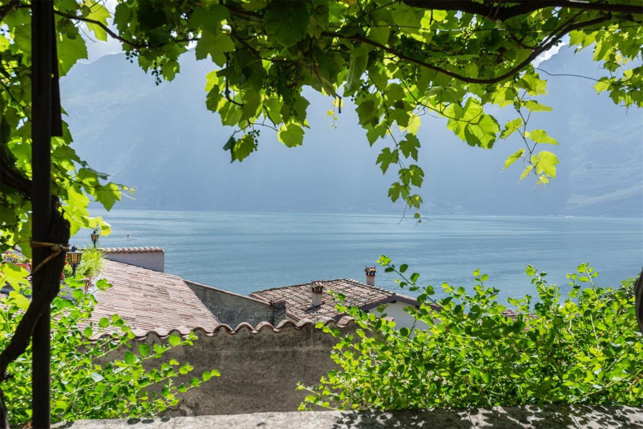 Maison Du Lac Лимоне-суль-Гарда Экстерьер фото